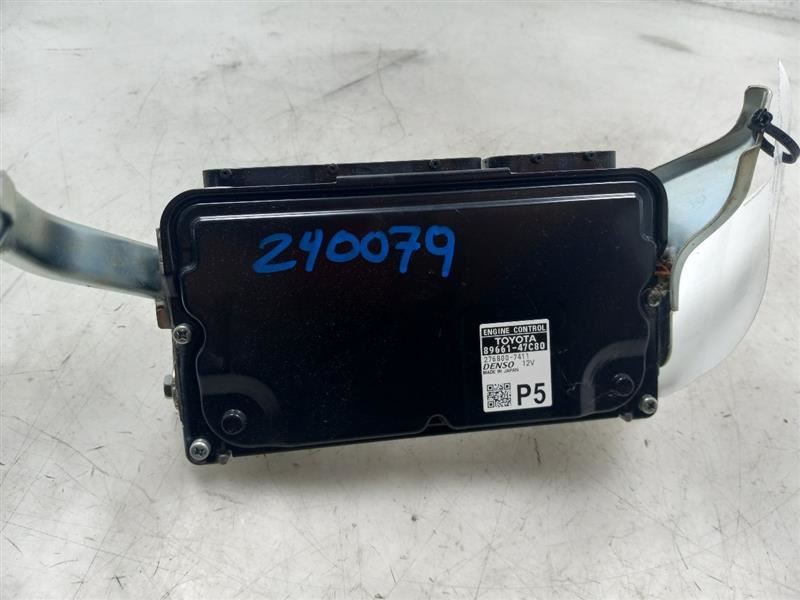 21 22 TOYOTA PRIUS ENGINE CONTROL MODULE ECM 89661-47C80