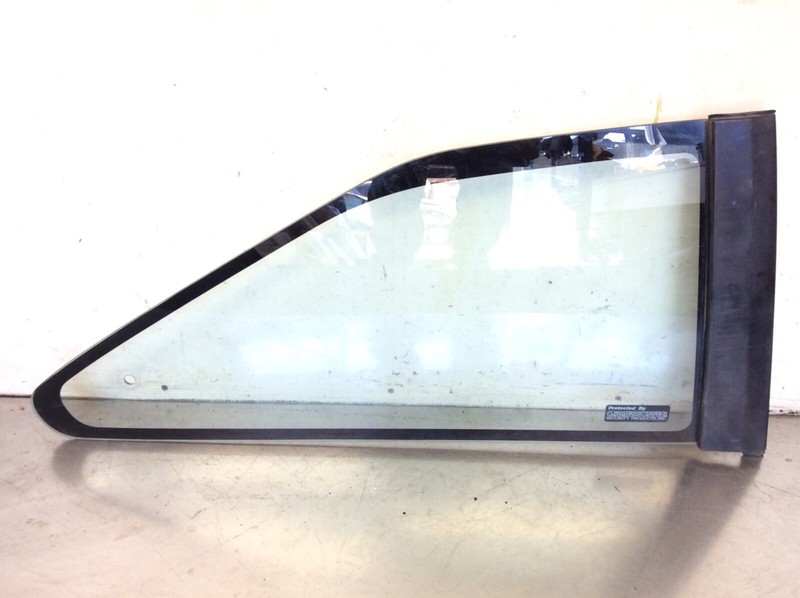 84-85 Accord 3Dr Hatchback Right Quarter Panel Vent Glass Triangle Window OEM