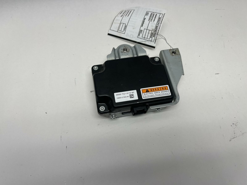 2016-2018 HONDA PILOT INVERTER CONVERTER CHARGER CONTROL MODULE UNIT OEM