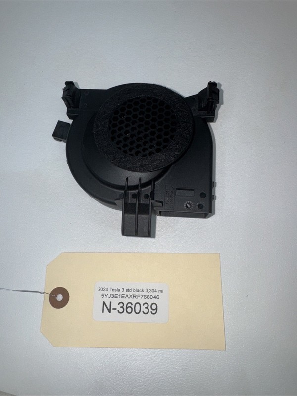 2024-2025 TESLA MODEL 3 1R SEAT BACK BLOWER 1699960-00-C 36039 B61
