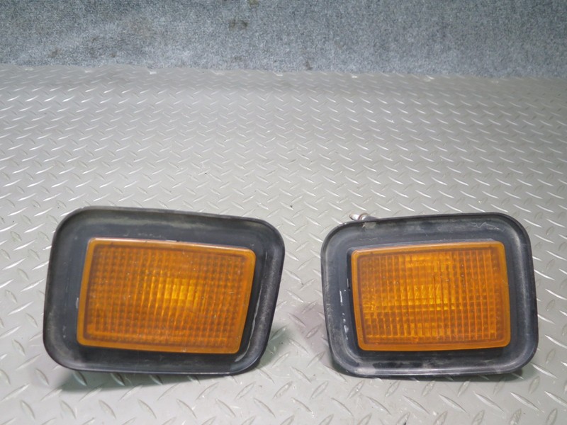 2003-2009 HUMMER H2 FRONT LEFT & RIGHT SIDE TURN SIGNAL PARKING LIGHT LAMP SET