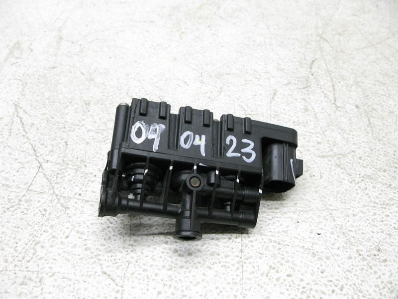 06-13 LAND ROVER RANGE ROVER SPORT 05-16 LR3 LR4 SUSPENSION VALVE OEM 040423 3