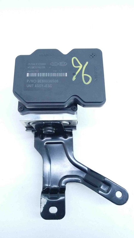 2011 - 2013 Elantra Anti Lock Brake Actuator and Pump Assembly 589203X650