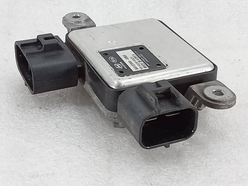 2016-2017 Hyundai Sonata 2.4L IC 74166 Cooling Fan Control Module AA1229900050