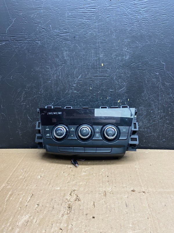 2014 - 2015 Mazda 6 A/C Manual Climate Control Panel ad6846 DG