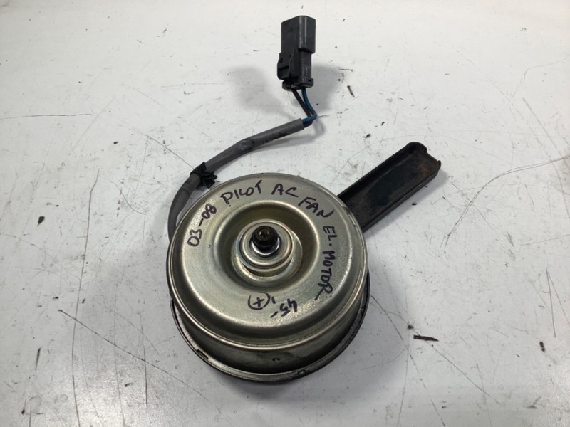 03-08 Honda Pilot A/C Cooling Fan Motor 38616-P8F-A01 OEM