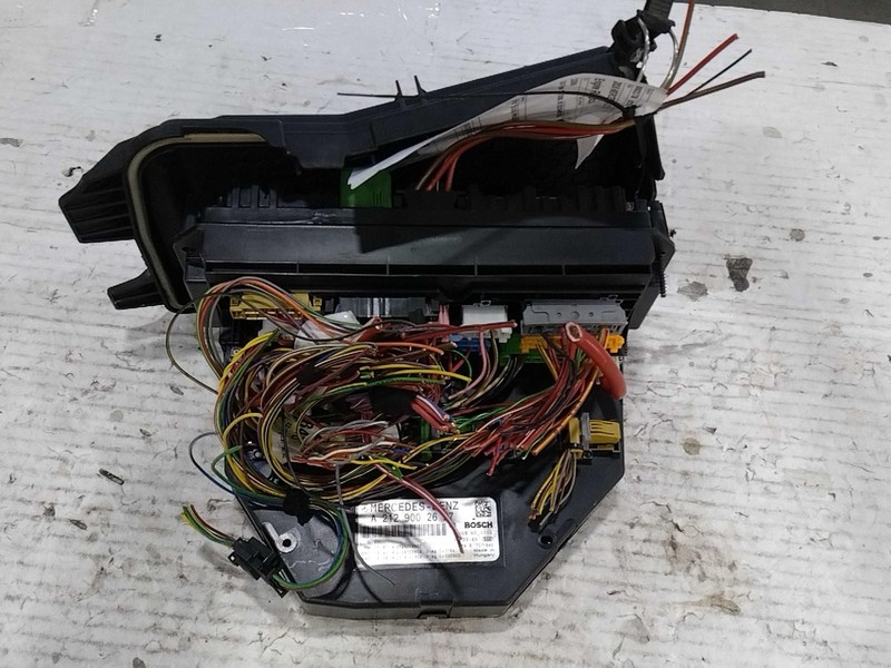 2016 Mercedes E-Class OEM Fuse Box 2125407050 Black 53k Miles