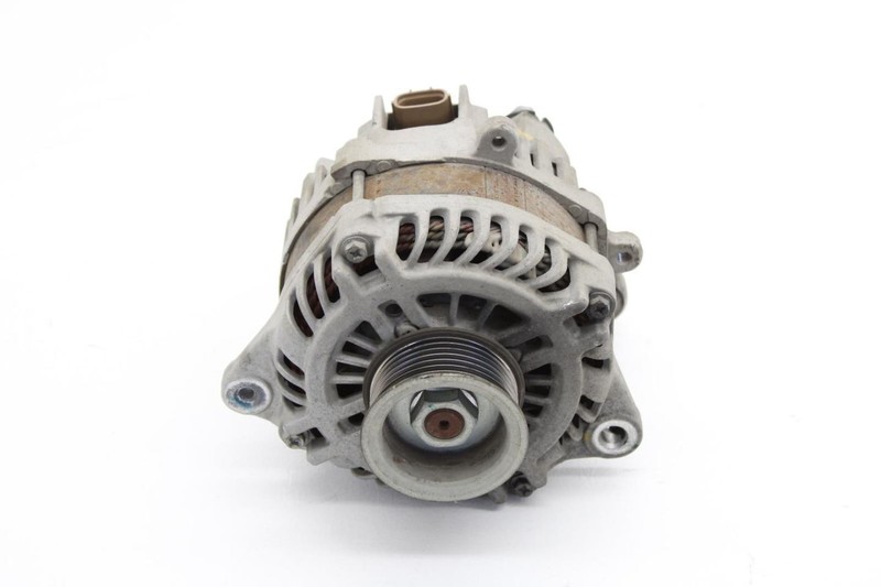 17-19 Nissan TITAN Platinum Reserve Alternator Assembly 23100EZ30A