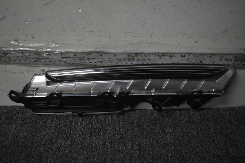 2019-2020 PORSCHE CAYENNE S DAYTIME RUNNING LIGHT LEFT SIDE FACTORY OEM
