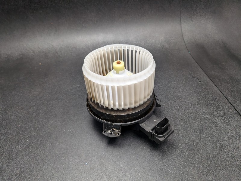 Blower Motor 2022 Subaru Crosstrek 72223-FL501 2018 2019 2020 2021 2023