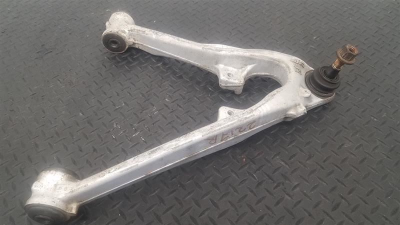 07-14 Chevrolet Tahoe Front Right Passenger Lower Control Arm OEM 25997510