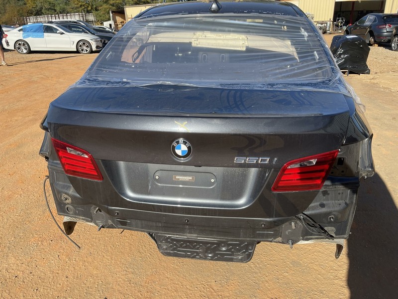 11-16 BMW 528I 535I 550I M5 F10 REAR TRUNK HATCH DECKLID TRUNK ASSEMBLY OEM BLK
