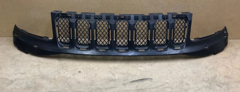 2011 2012 2013 2014 2015 2016 2017 Jeep Compass Front Bumper Upper Grille OEM*