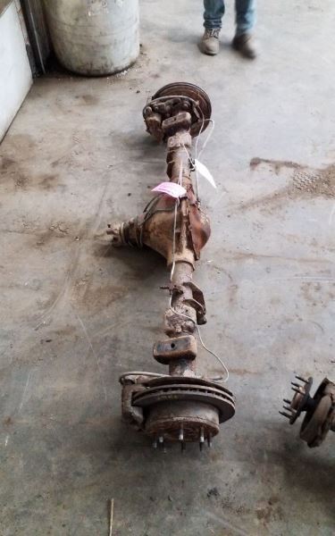 Rear Axle Classic Style Crew Cab 8 Stud Fits 01-07 SIERRA 1500 PICKUP 225863
