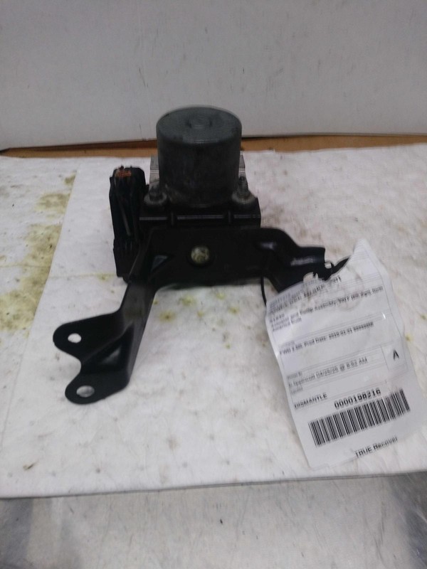 Used ABS Pump and Motor Assembly fits: 2010 Toyota Camry Actuator and Pump Assem