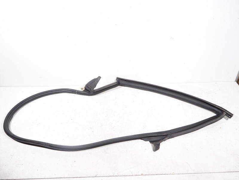 2017-2023 Tesla Model 3 Rear Right Body Doorway Weatherstrip Seal Rubber 94K OEM