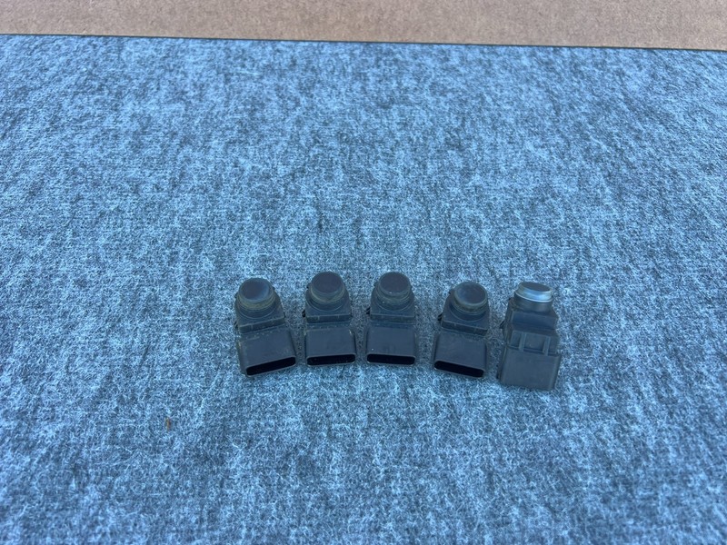 GENESIS GV70 22-26 OEM FRONT OR REAR BUMPER PDC PARKING SENSOR (SET OF 5)