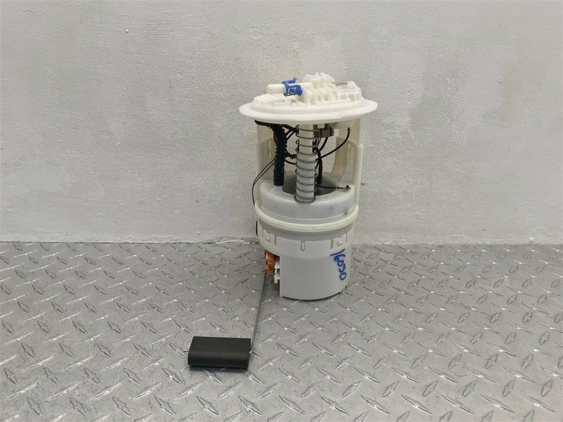 06 07 CHRYSLER TOWN & COUNTRY 3.3L FUEL PUMP ASSEMBLY OEM 323-00118