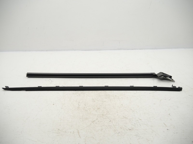 2016-2020 Ford Mustang RH Door Weather Stripping Seal FR3Z-6321452-E OEM