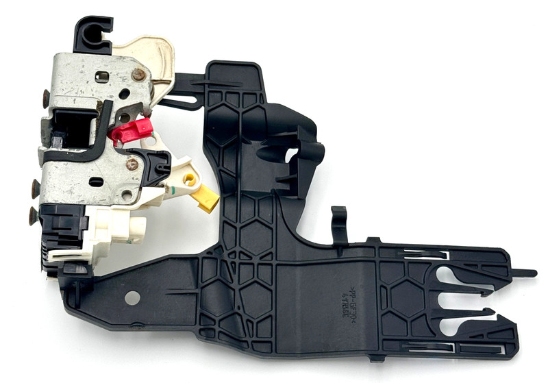 ✅ 2008-2024 RAM 1500 2500 3500 FRONT RIGTH DOOR LATCH 04589422AH W/BRACKET OEM