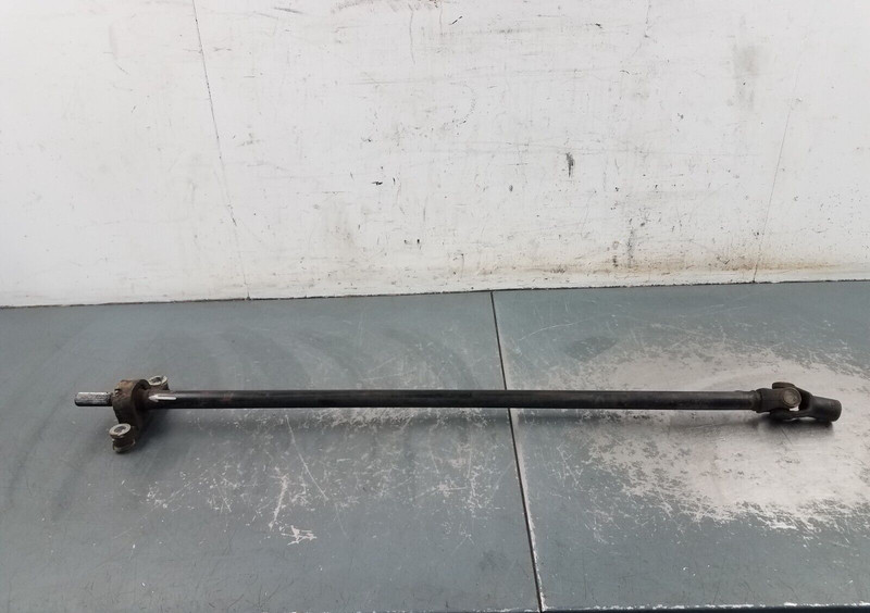 #4680 R3 - 2014 14 15Polaris RZR 1000 Rear Driveshaft / Carrier