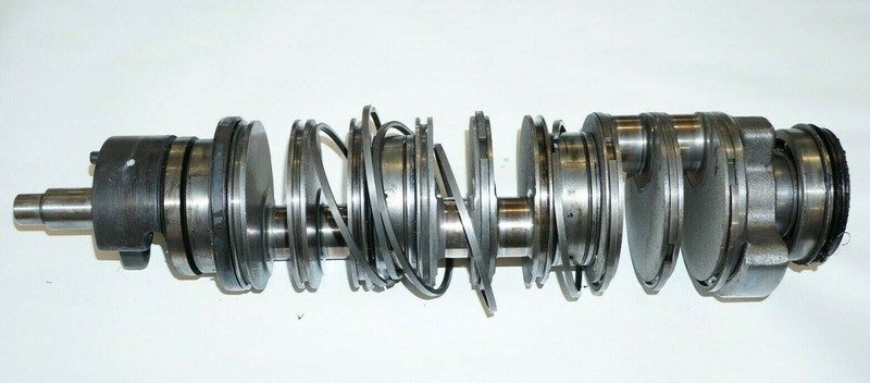 Johnson Evinrude 150 175 HP Crankshaft 438930 FRESHWATER! 4/7/2021