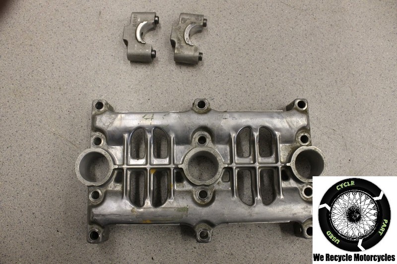 2011 TRIUMPH SPEED TRIPLE 1050 CAM SHAFT CAMSHAFT HOLDER CAPS OEM 11
