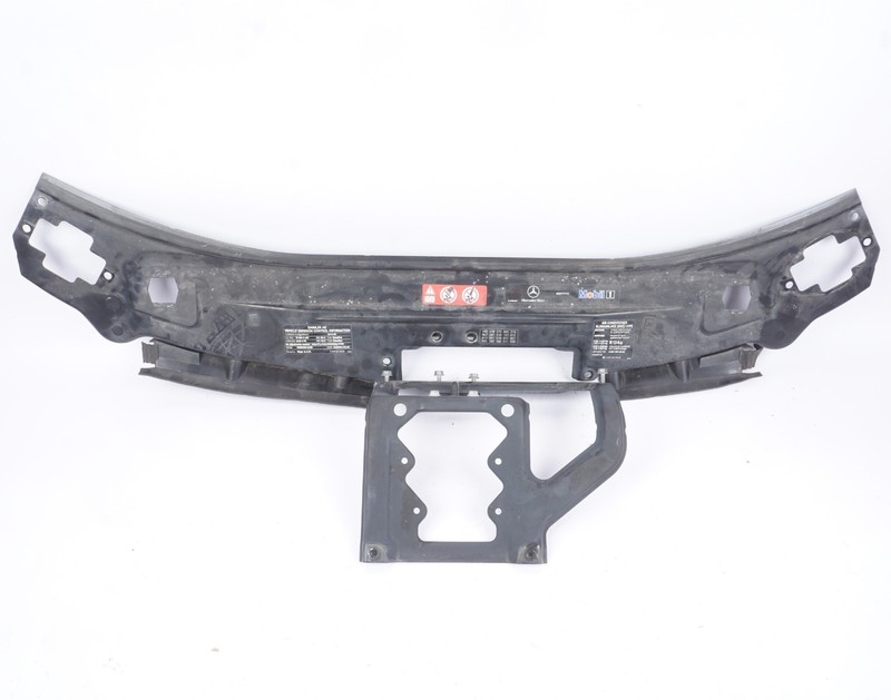 2007-2013 Mercedes W221 S550 Upper Radiator Support Frame Carrier Bracket OEM