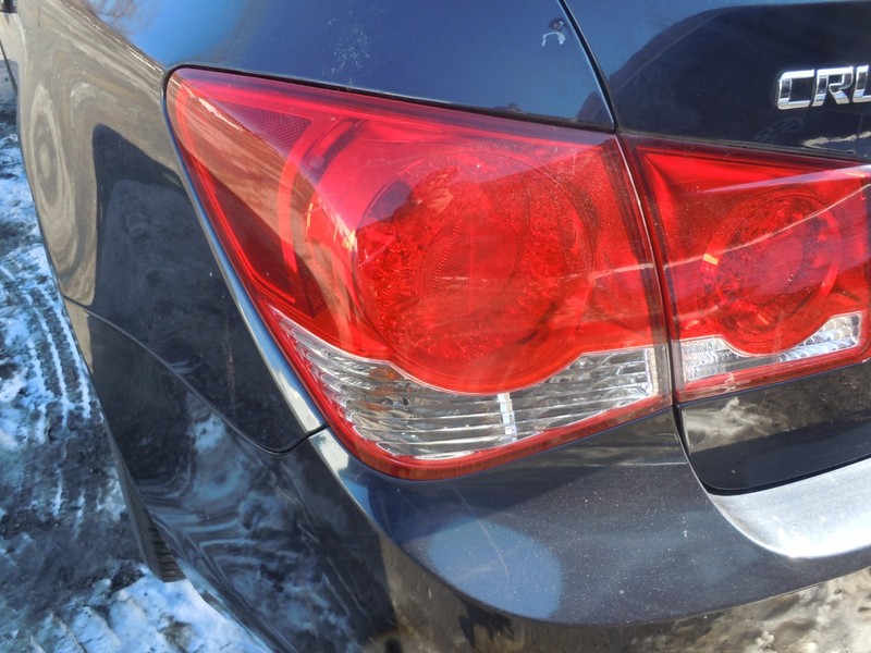2011-2016 Chevrolet Cruze Quarter Panel Mounted Tail Light Driver Left