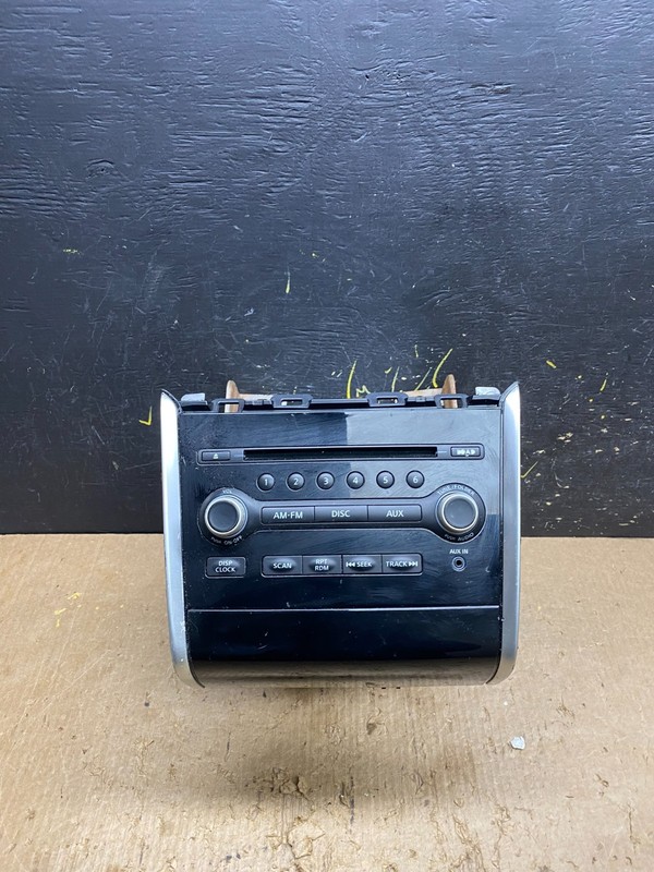 2013 to 2016 Nissan Pathfinder Radio Temperature Climate Control OEM AA0026 DG