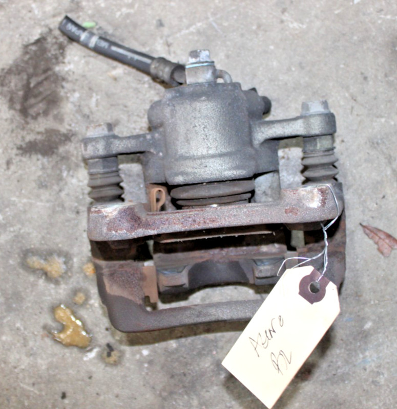 2012-2017 HYUNDAI AZERA LEFT DRIVER REAR BRAKE CALIPER OEM