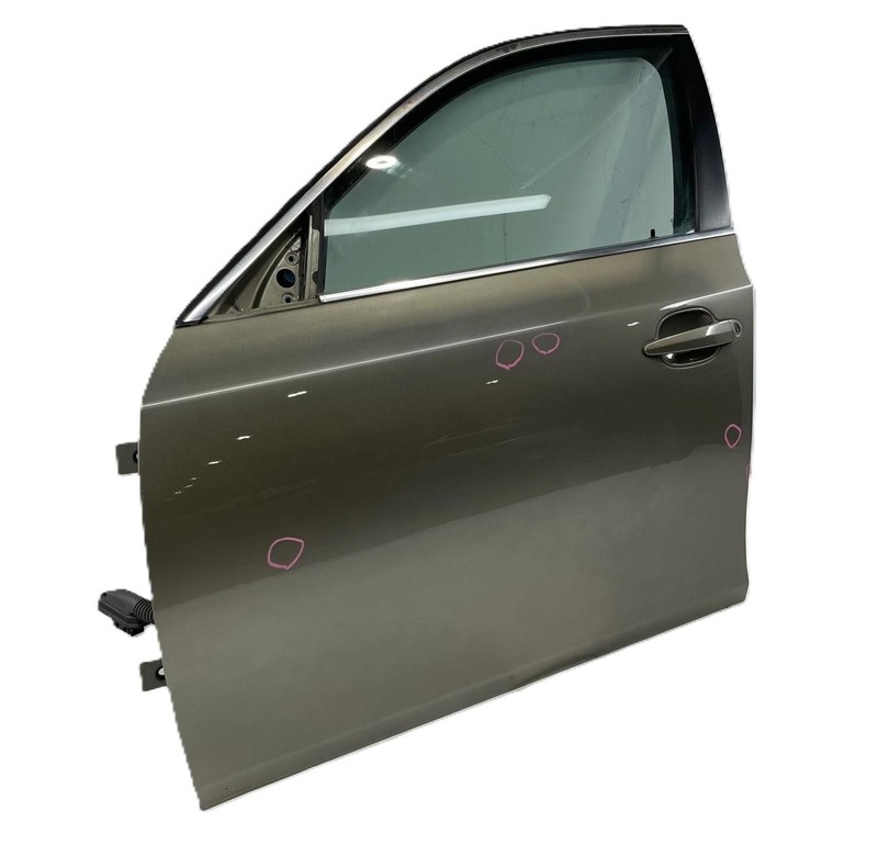 2004-2007 BMW 530I Xi 3.0L LH Driver FRont Door Assembly W/ Panel and Glass Dent