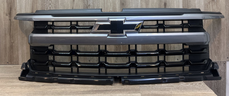 2022-2023 CHEVY SILVERADO 1500 GRILLE ASSY OEM PART# 86827383