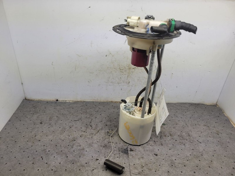 Fuel Pump Assembly Tank Mounted Fits 14-18 SIERRA 1500 PICKUP 1764569
