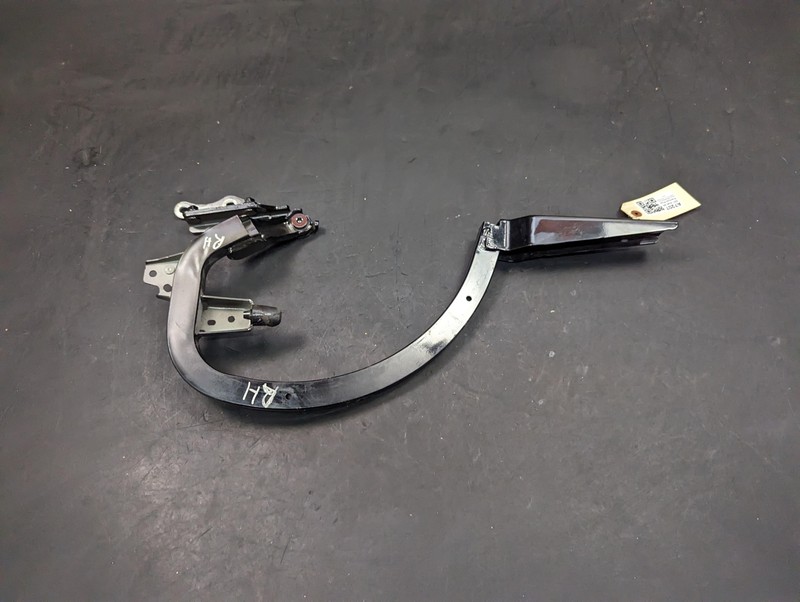 Rear Trunk Deck Lid Right Hinge 2021 Audi A6 4K5827302 2019 2020 2022 2023
