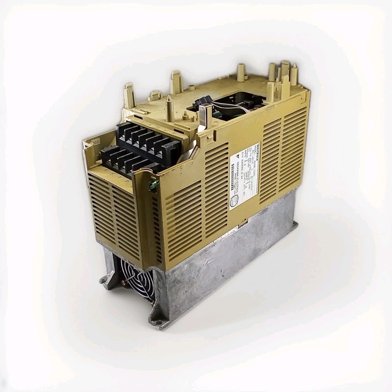 Yaskawa SGDB-10AN Servo Drive