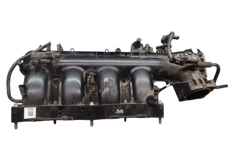 14-20 Mercedes W117 CLA250 Engine Motor Air Intake Manifold 2700900737 OEM