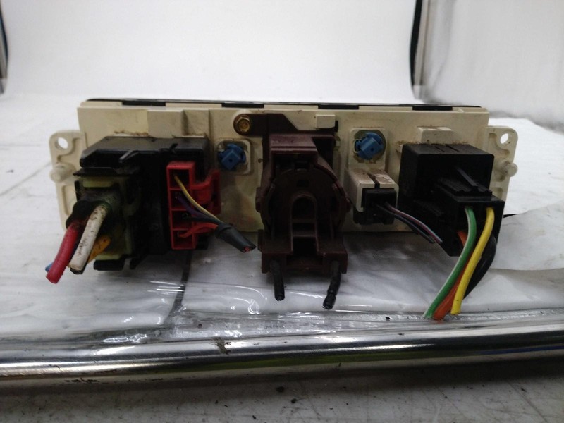 2001 Ford Ranger A/C Selector Switch OEM Used 1F0061X14 130K Miles