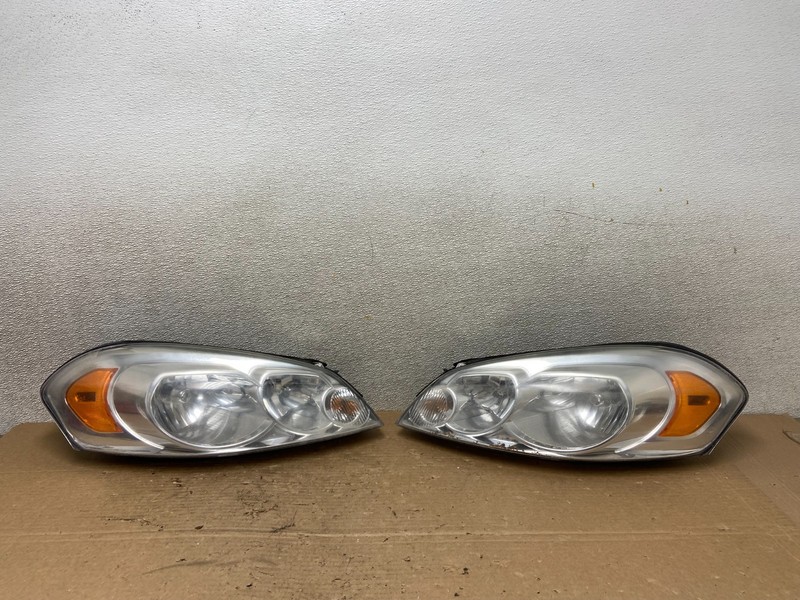 2006 - 2013 Chevrolet Impala Left+Right Set Headlights Halogen AB4891 DW