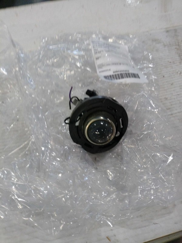 Used Driving Light fits: 2019 Jeep Grand cherokee Fog-Driving Grade B