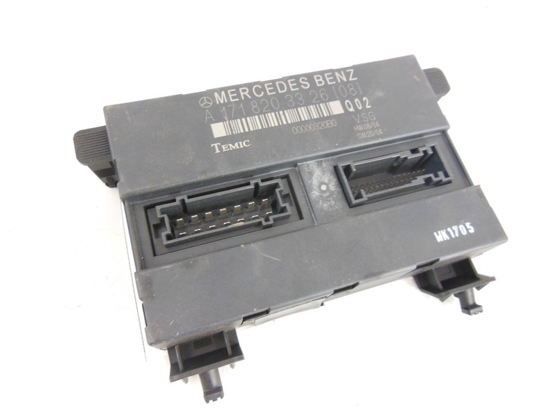 2005-2008 Mercedes-Benz SLK350 Roof Control Module 171 820 33 26 OEM