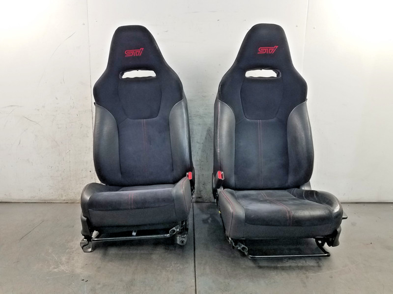 2010 Subaru WRX STi Front Seat Set - * #7397