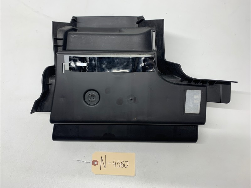 Rear Left Trunk Floor BracketFor 2017-2022 Tesla Model 3 1470967-00-B 4560 U16