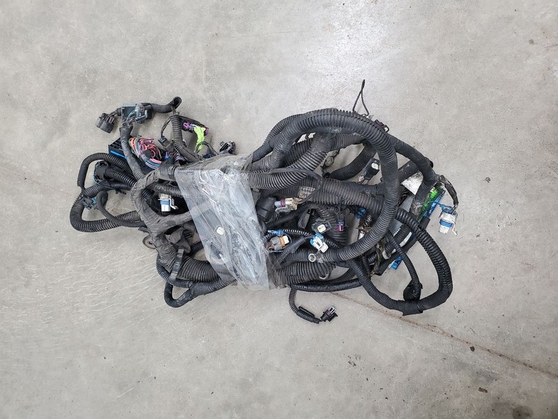 TAHOE 2004 Engine Wire Harness 305640