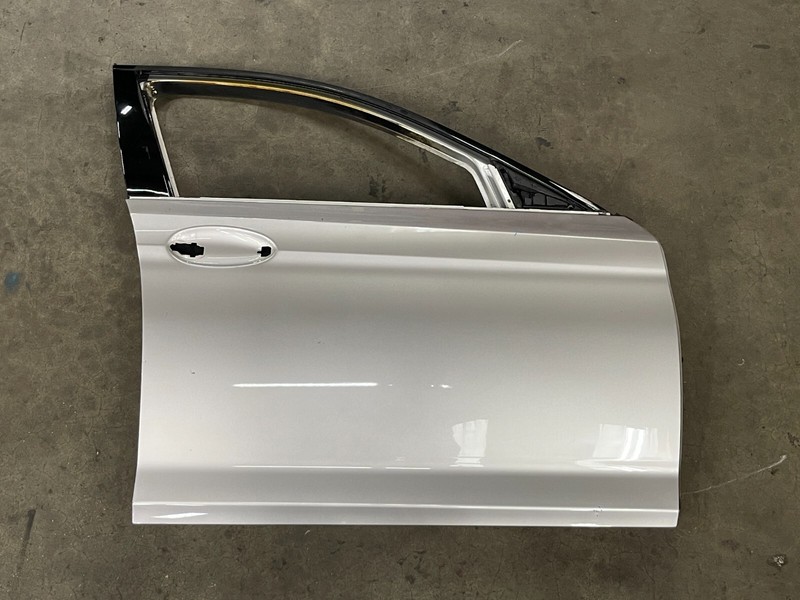 ⭐2017-2023 BMW 5-SERIES XDRIVE G30 FRONT RIGHT EXTERIOR DOOR PANEL OEM LOT2533