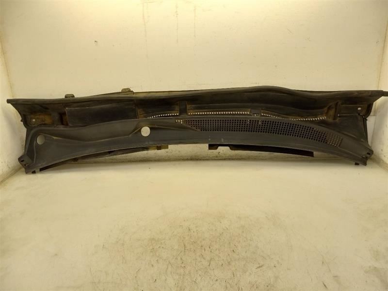 13 14 15 16 17 18 Toyota RAV 4 Cowl Vent Panel