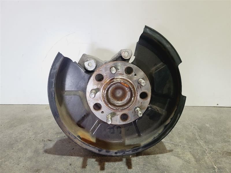 Passenger Right Rear Knuckle/Stub Fits 14-16 CADENZA 565363