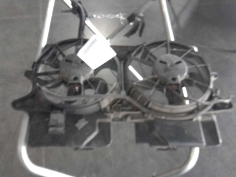 2004 Ford Escape Engine Cooling Fan Motor OEM 3.0L Silver 130K Miles