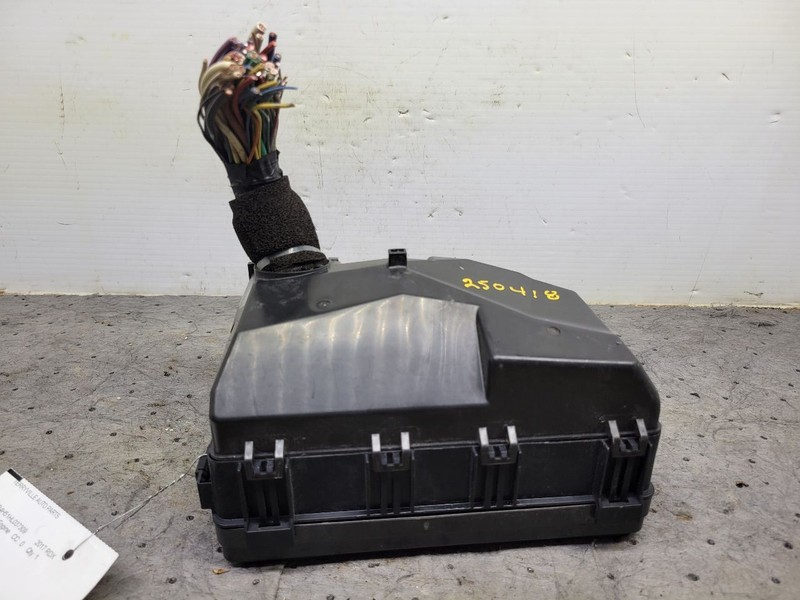 Fuse Box Engine Compartment US Market AWD Tech Fits 16-18 RDX 1683451