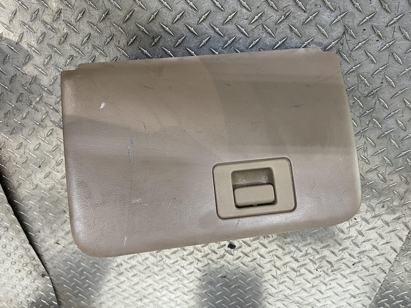 1998-2001 Ford Ranger B2500 Glove Box Assembly Oem Tested